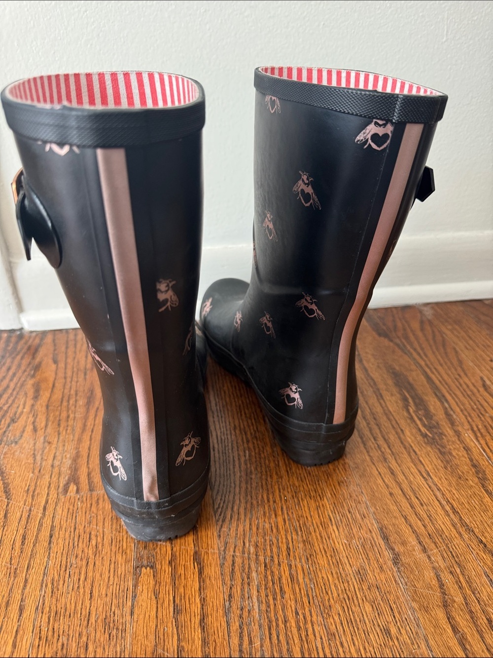 Joules Molly Welly Black Love Bees Knee-High Rubber Rain Boot Size 8 - Picture 6 of 7